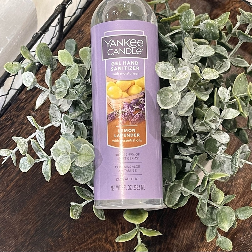 GIFT GIVEN WITH PURCHASE 🌟🌟YANKEE CANDLE Gel Hand Sanitizer w/ moisturize - Picture 3 of 10